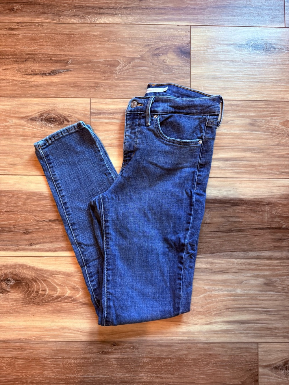Levi's Women's 311 Shaping Skinny Jeans